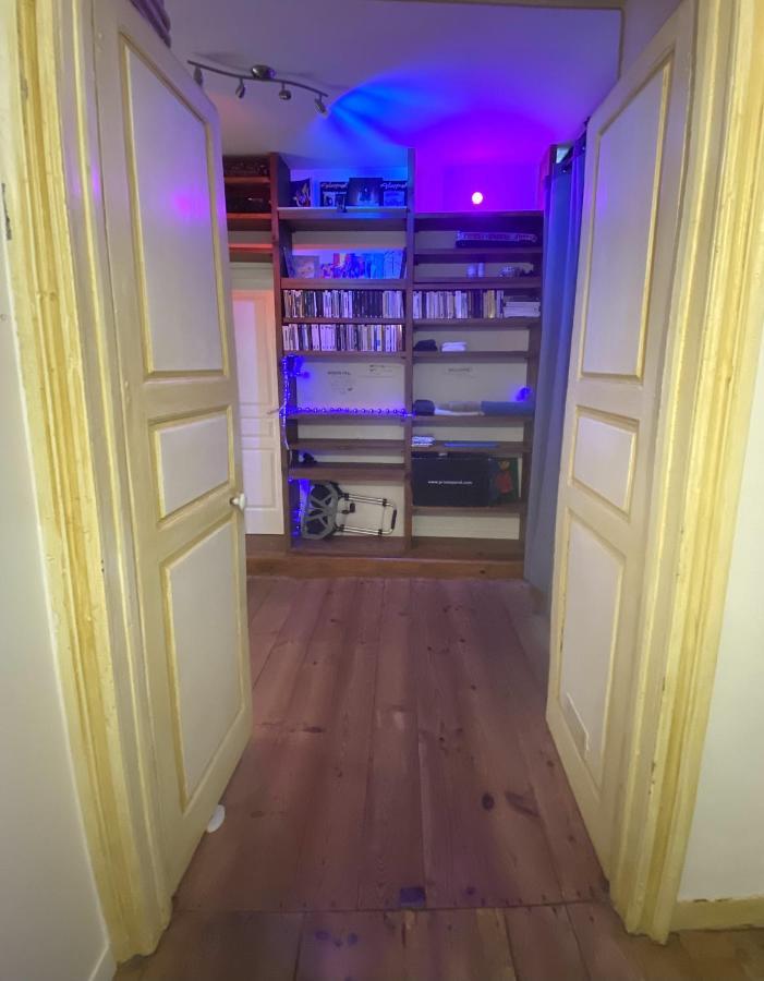 Floydroom'S Pau Chambre Hotes Standing Dans Appartement Partage Proche Chateau Exteriör bild